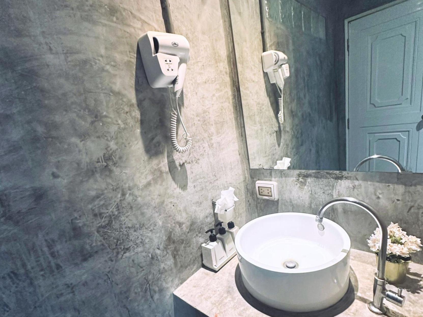 Tatata Koh Tao Hotel Екстериор снимка